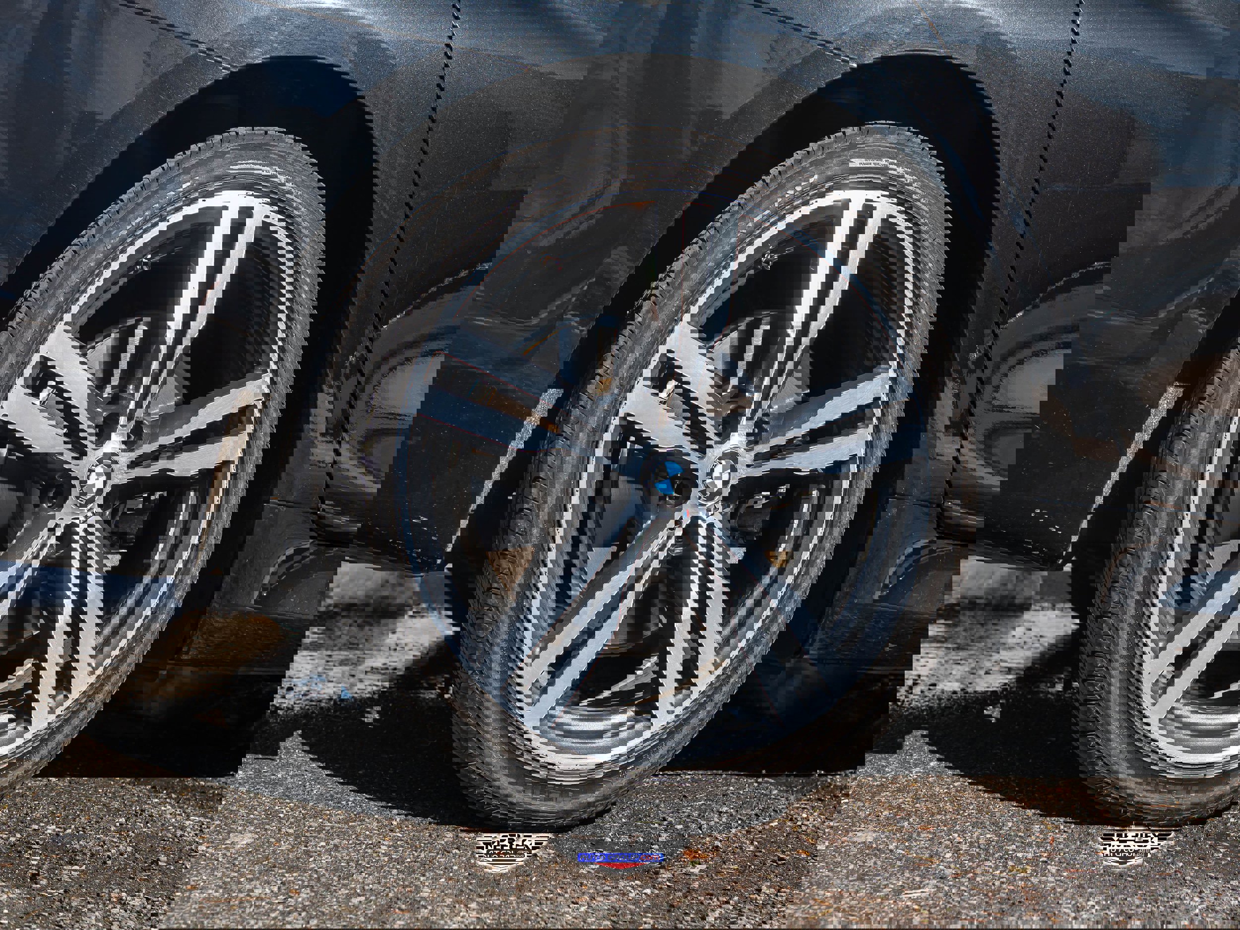 Used 2017 BMW 750i RWD image 12