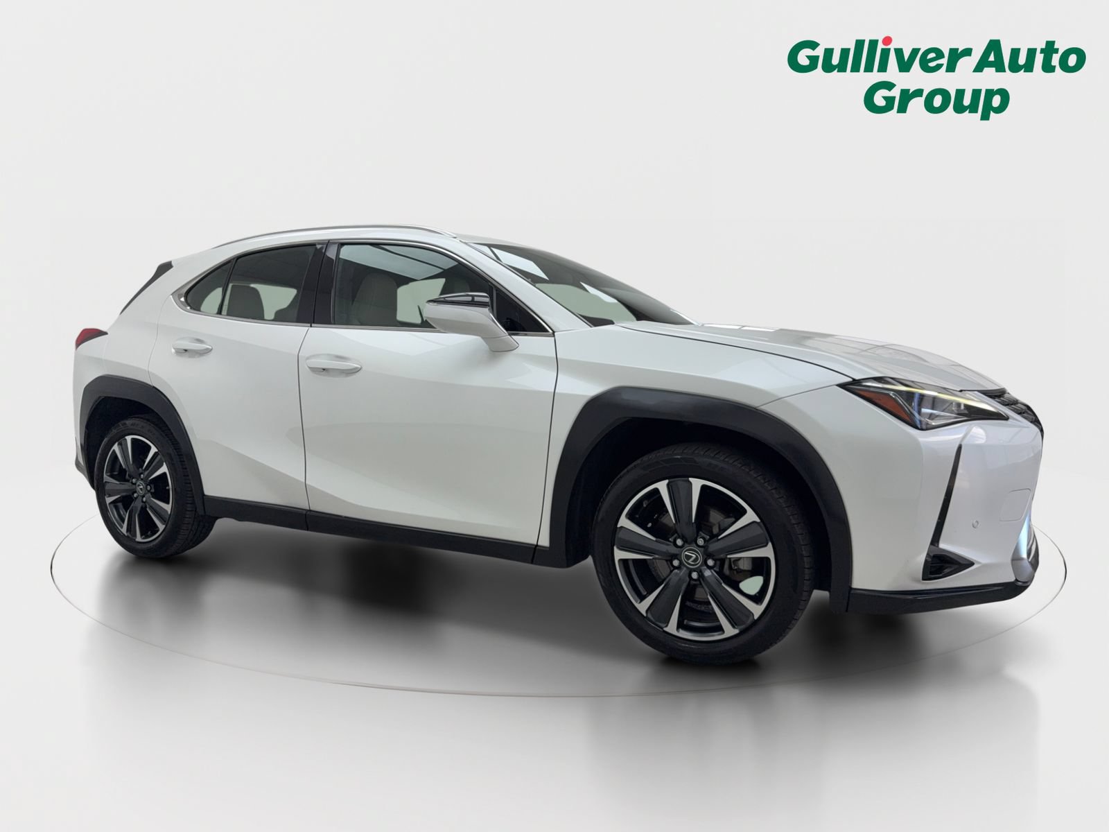 Used 2022 Lexus UX 200 w/ Accessory Package (Z2) FWD image 12