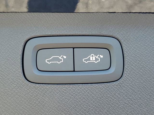 New 2026 Volvo XC90 B6 Ultra w/ Protection Package Premier AWD/4WD image 33