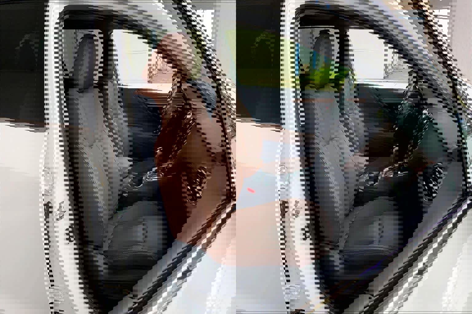 Used 2024 Subaru Outback Touring image 9