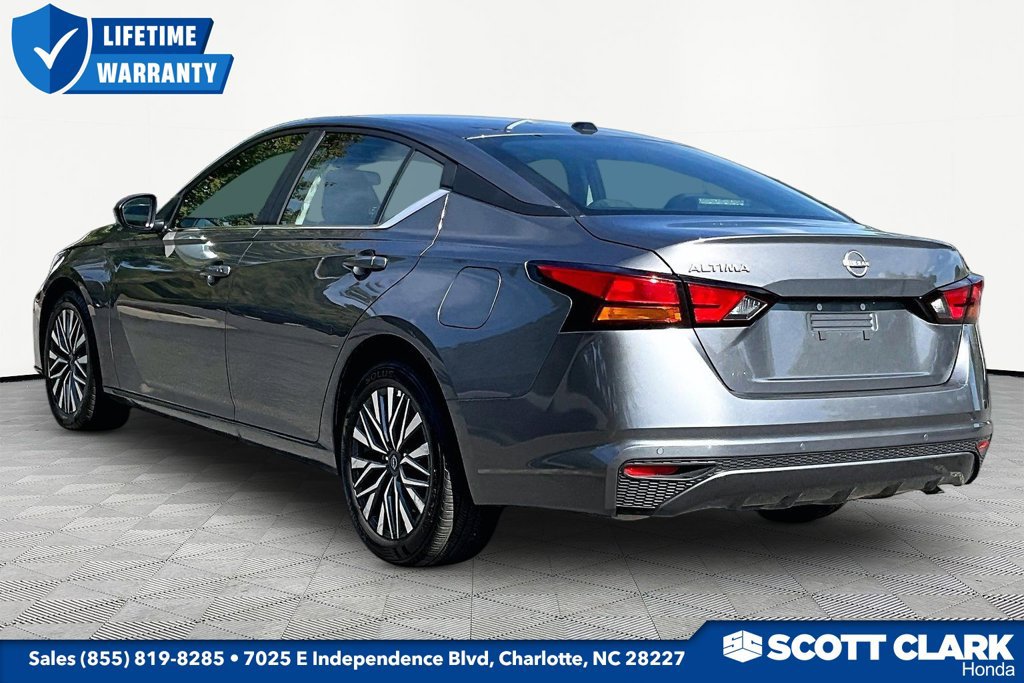 Used 2026 Nissan Altima 2.5 SV FWD image 3
