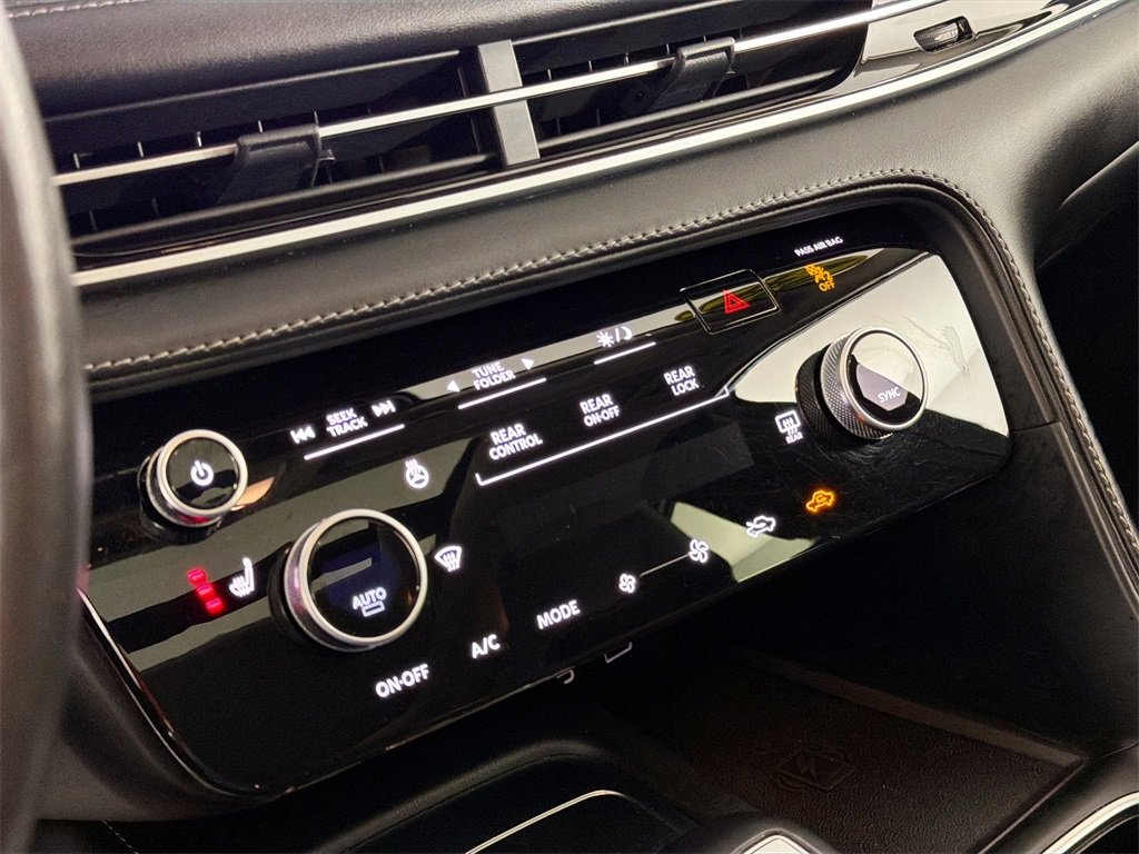 Used 2024 INFINITI QX60 Luxe image 15