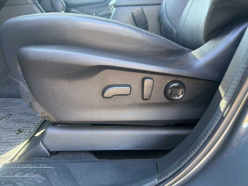 Used 2023 Subaru Ascent Limited image 15