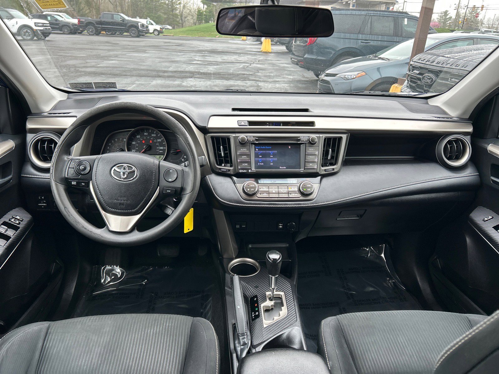 Used 2015 Toyota RAV4 XLE image 3