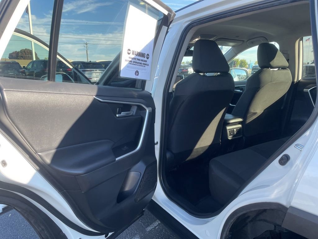 Used 2023 Toyota RAV4 XLE image 29