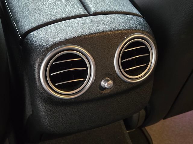 Used 2023 Mercedes-Benz E 350 Sedan image 18