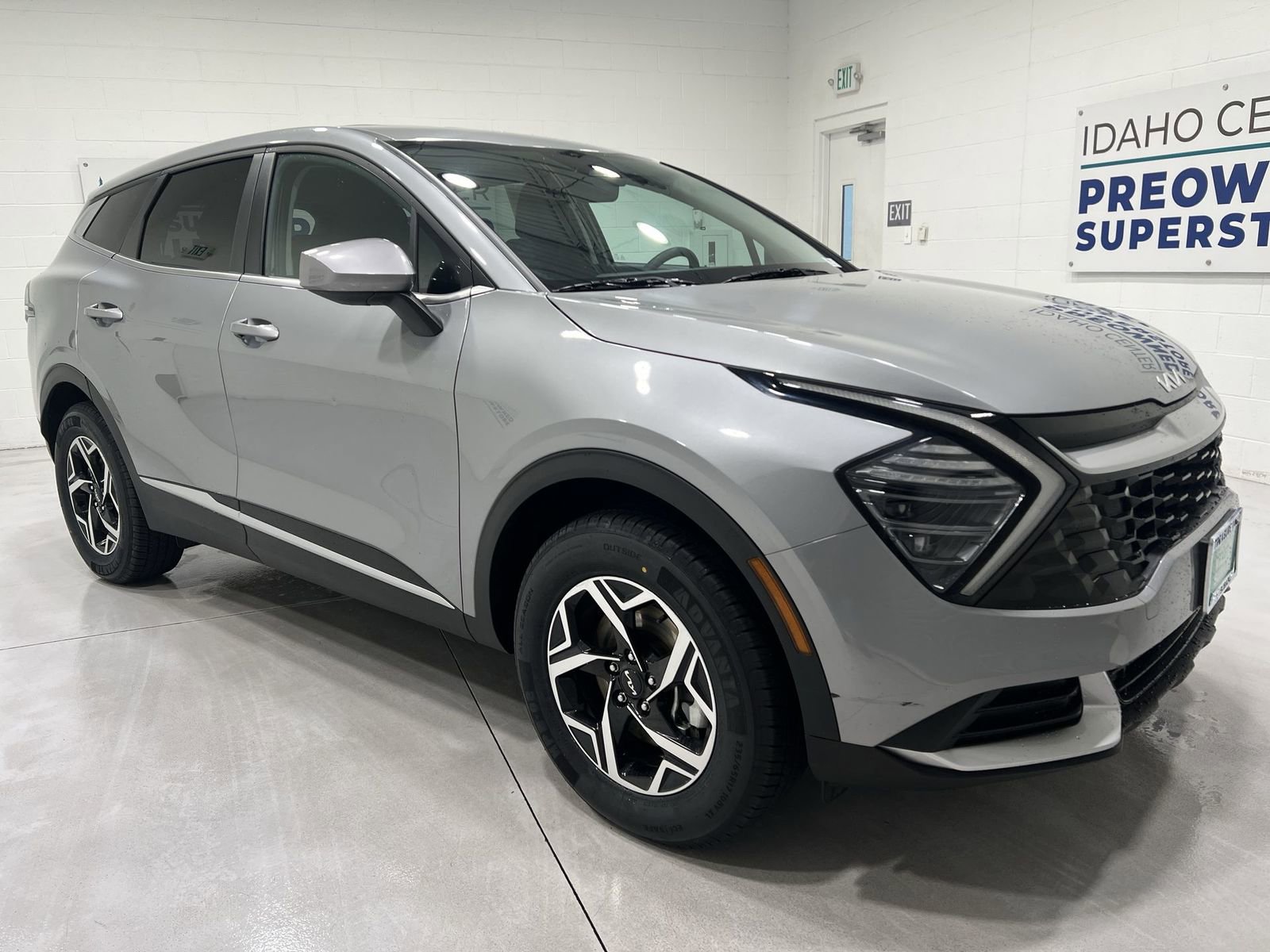 Used 2024 Kia Sportage LX video 2