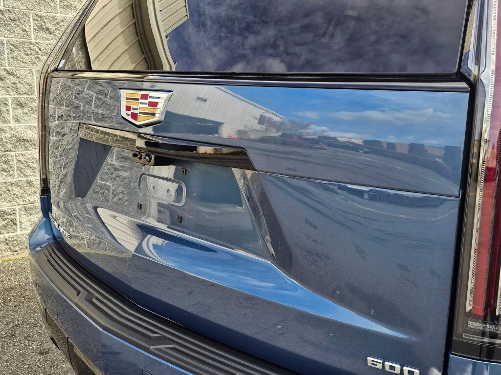 Certified 2025 Cadillac Escalade Sport Platinum image 18