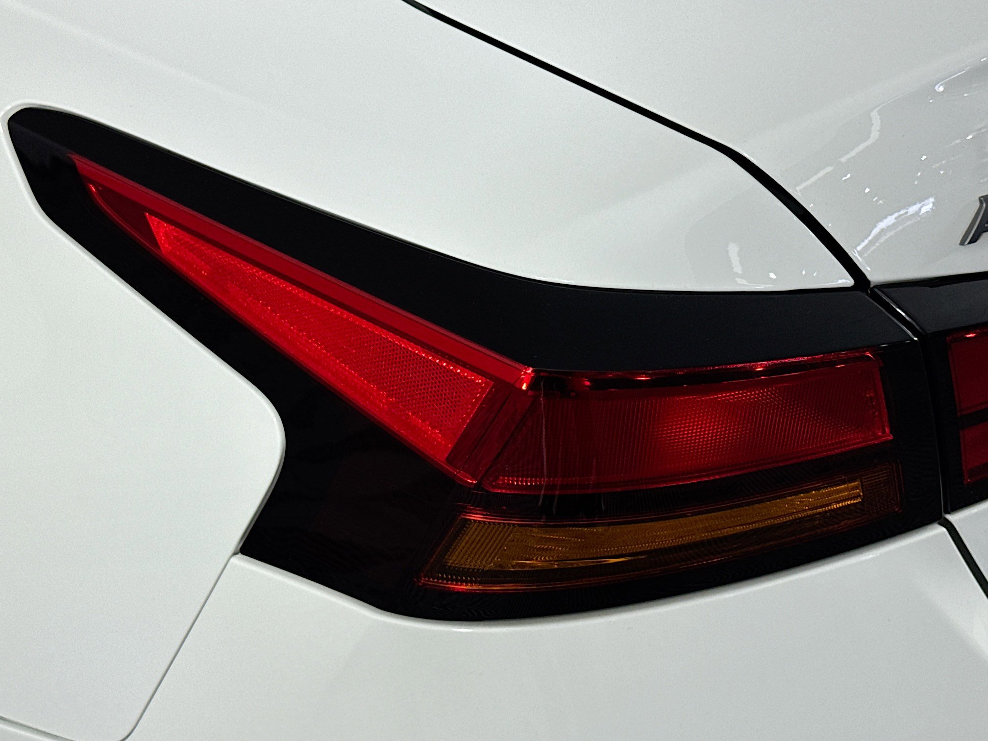 Used 2024 Nissan Altima 2.5 S FWD image 35