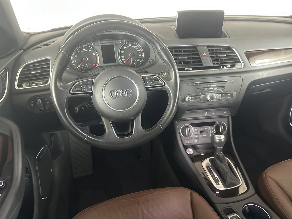Used 2016 Audi Q3 2.0T Prestige AWD/4WD image 23