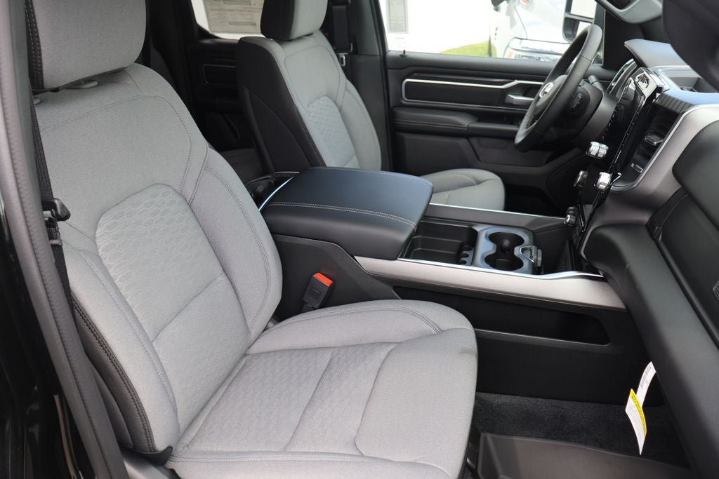 New 2026 RAM 1500 Big Horn AWD/4WD image 14