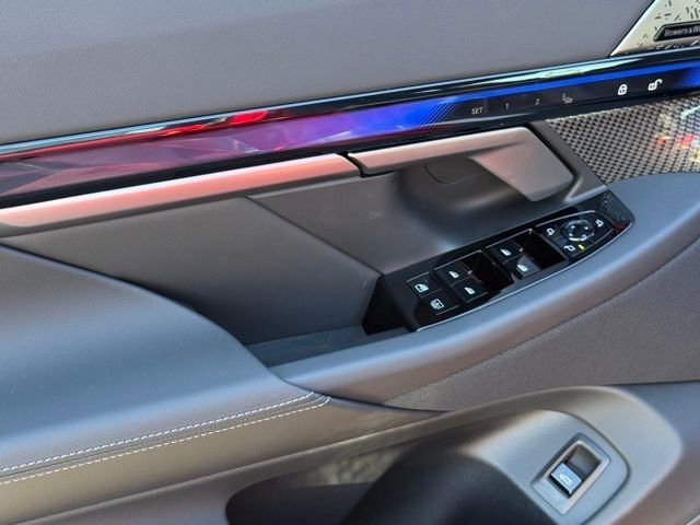 New 2026 BMW M5 w/ Carbon Package image 14