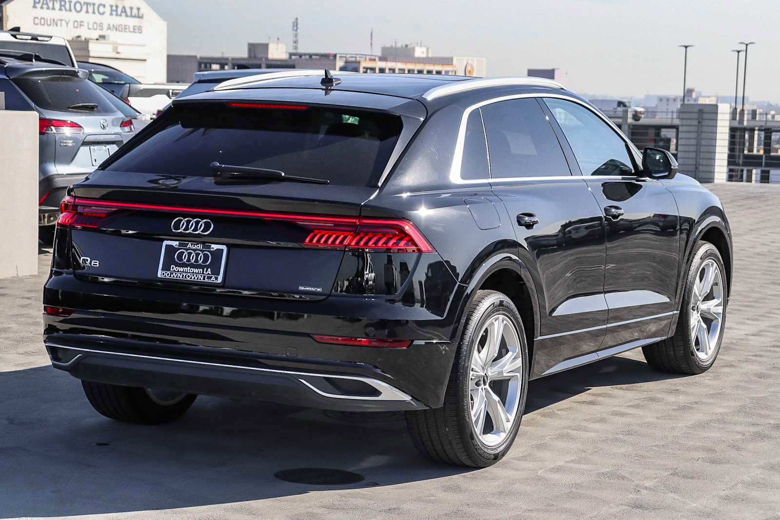 Used 2022 Audi Q8 Premium Plus image 4