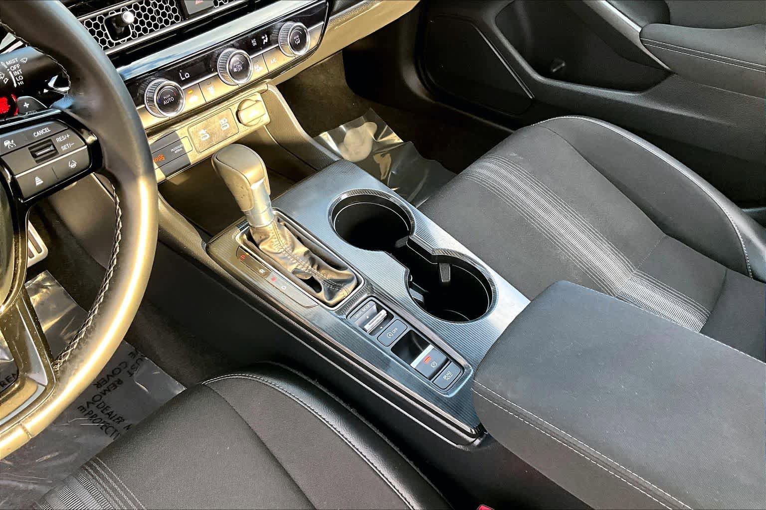 Used 2025 Honda Civic Sport image 16