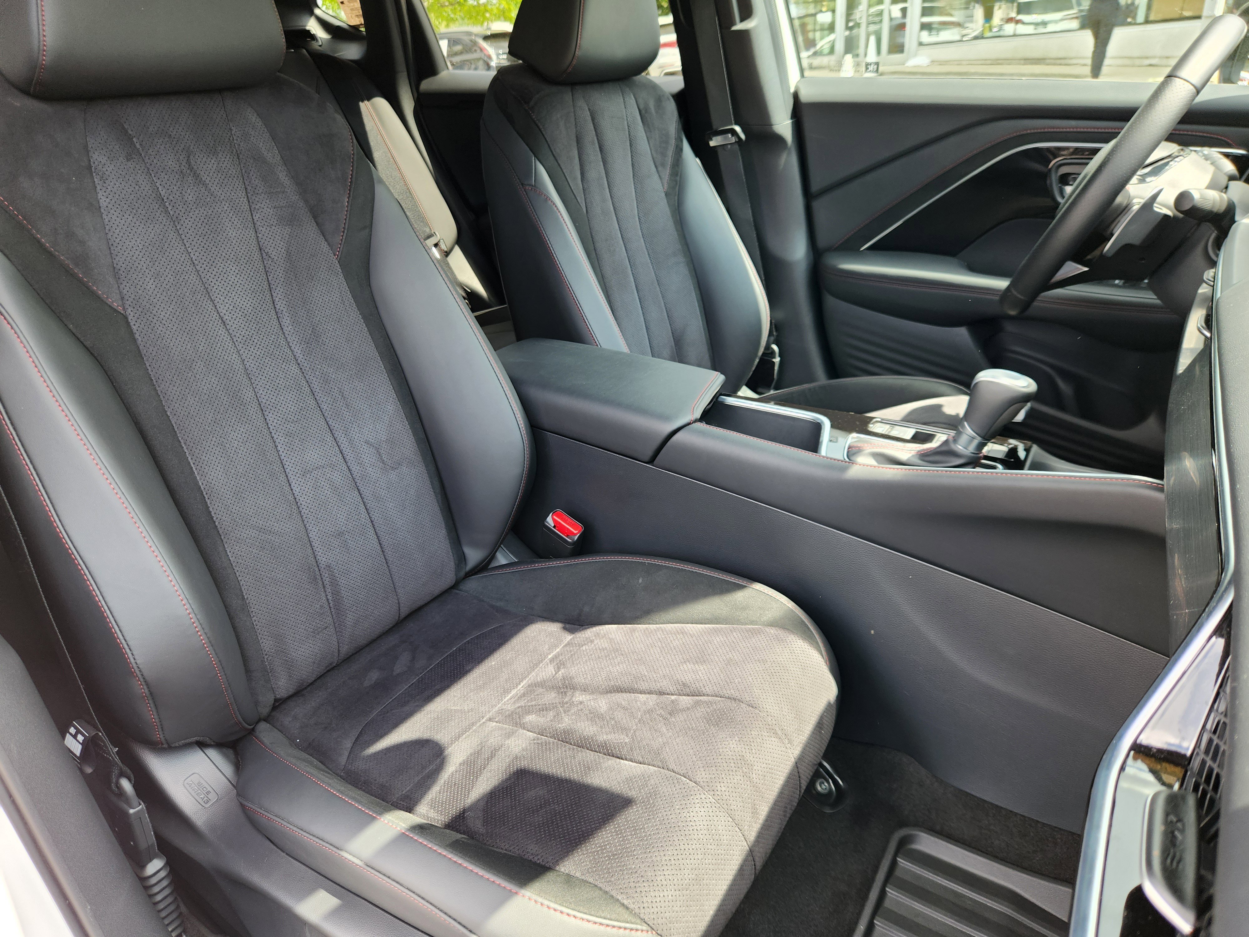 Used 2025 Acura ADX A-Spec image 14