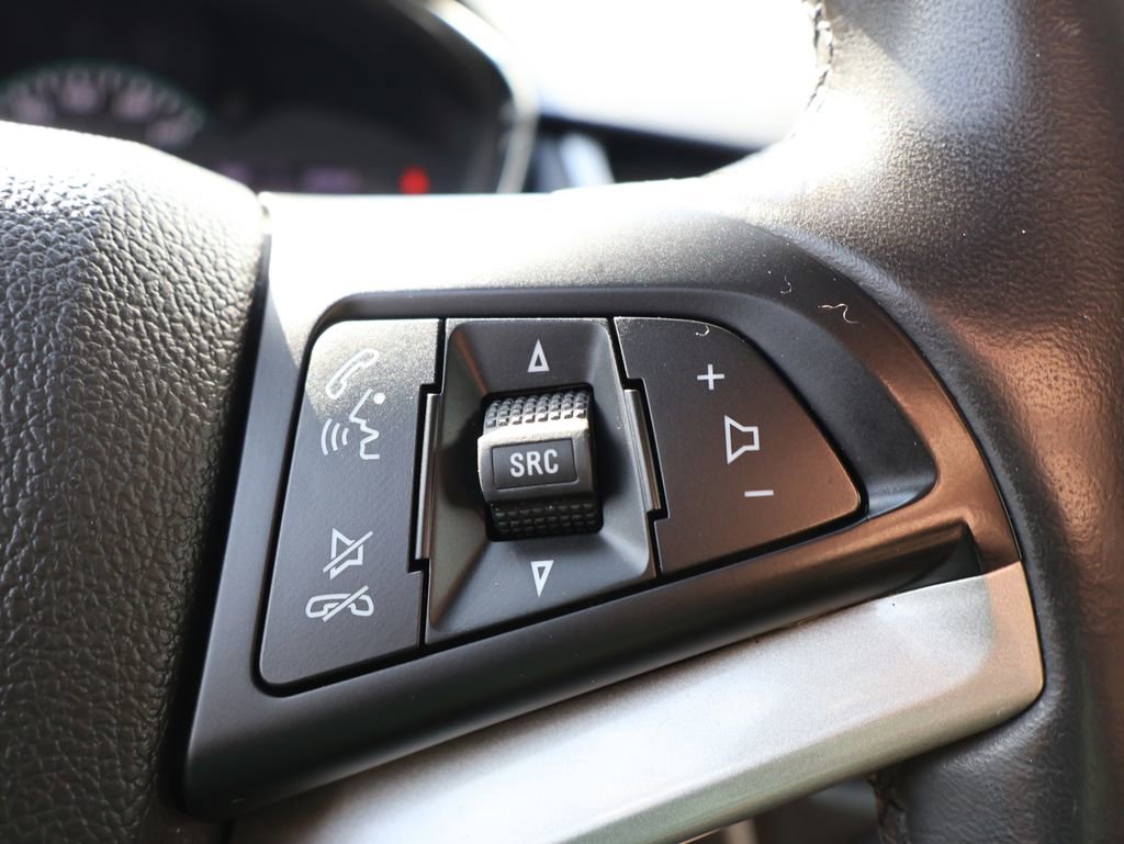 Used 2019 Chevrolet Trax LT w/ LT Convenience Package FWD image 18