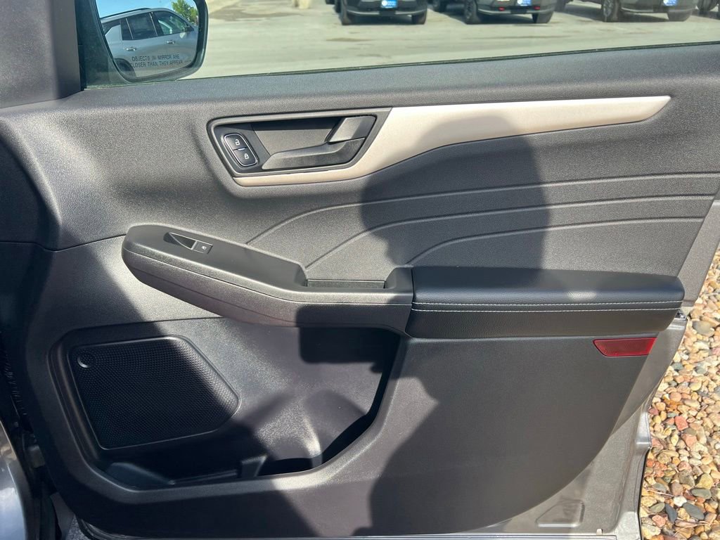 Used 2022 Ford Escape SE AWD/4WD image 25