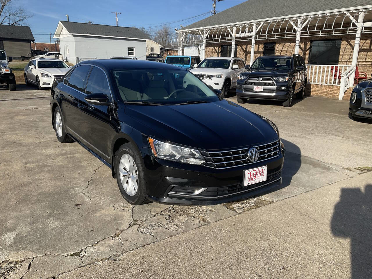 Used 2016 Volkswagen Passat 1.8T S