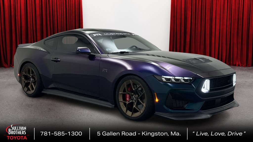 Used 2024 Ford Mustang GT Premium w/ GT Performance Package RWD image 3