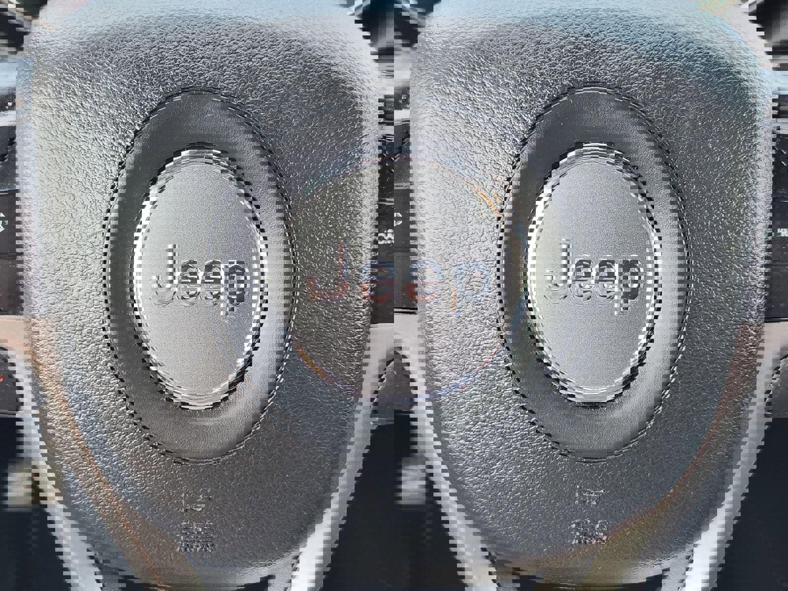 Used 2020 Jeep Grand Cherokee Altitude image 38