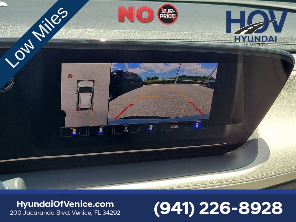 Used 2026 Buick Encore GX Avenir w/ Avenir Technology Package FWD image 35
