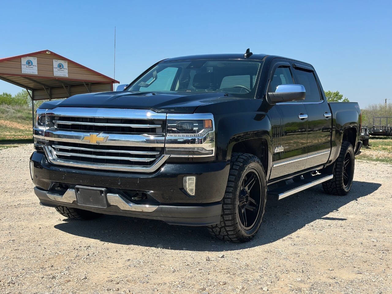 Used 2017 Chevrolet Silverado 1500 High Country image 2
