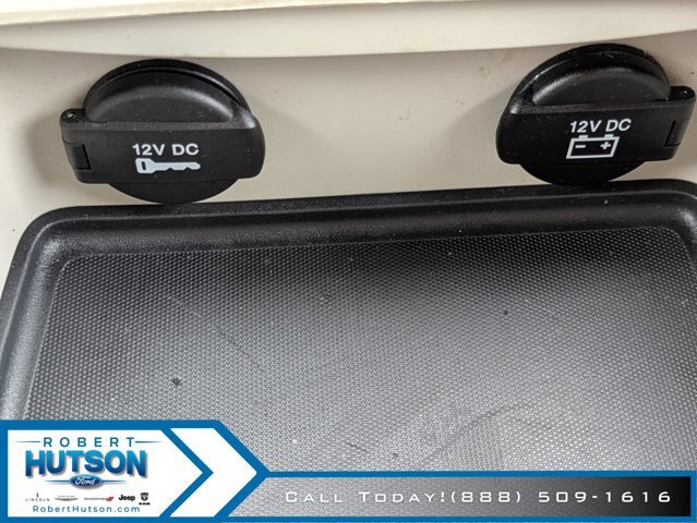 Used 2017 Dodge Grand Caravan SXT image 29