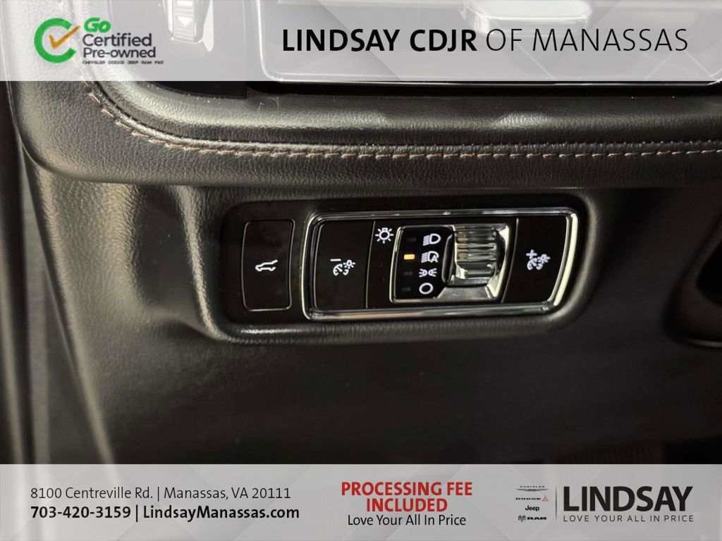 Used 2023 Lincoln Aviator AWD w/ Premium Package image 24