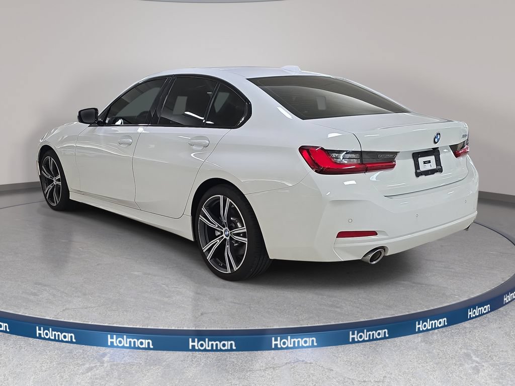 Certified 2023 BMW 330i Sedan w/ Driving Assistance Package RWD image 9