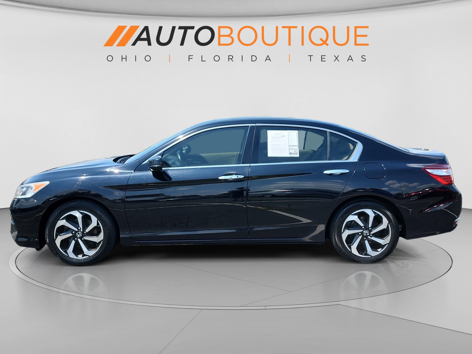 Used 2017 Honda Accord EX-L image 2