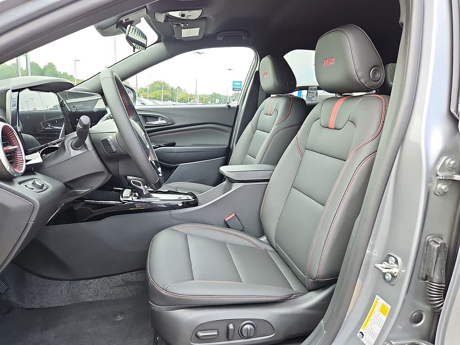 New 2026 Chevrolet Trax RS w/ Driver Confidence Package FWD image 11