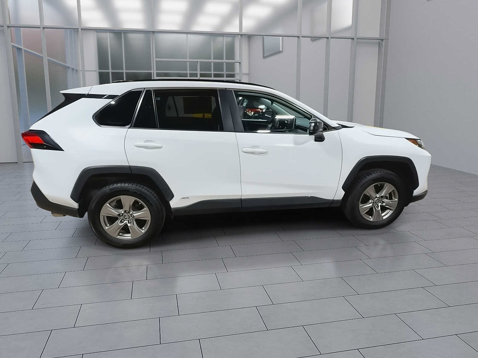 Used 2023 Toyota RAV4 LE AWD/4WD image 9