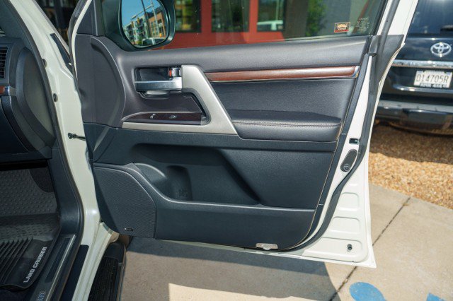 Used 2020 Toyota Land Cruiser Heritage Edition AWD/4WD image 28