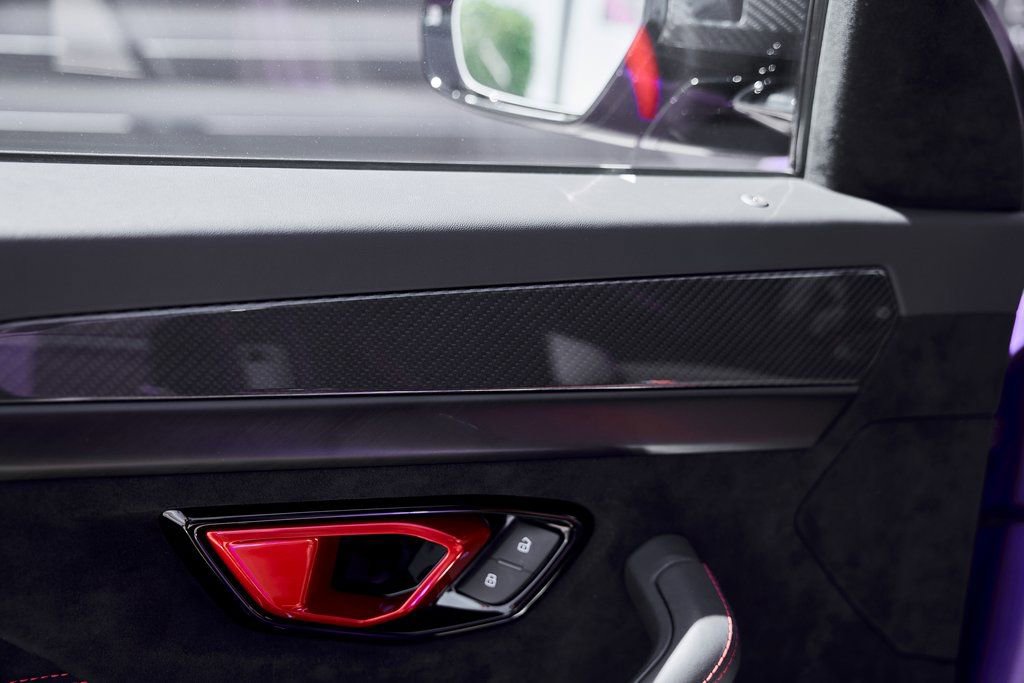 Used 2024 Lamborghini Urus Performante image 45