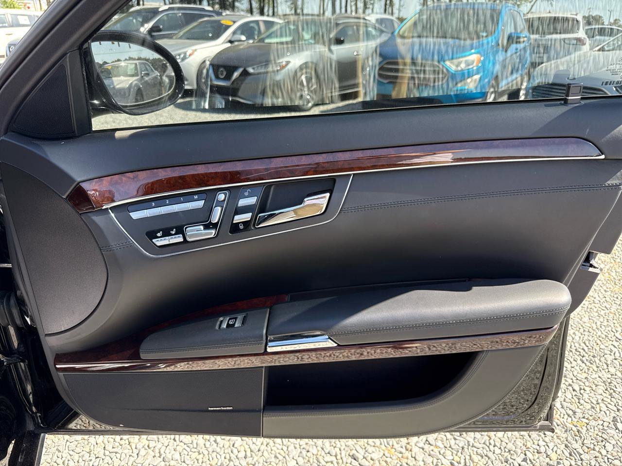 Used 2007 Mercedes-Benz S 600 image 24