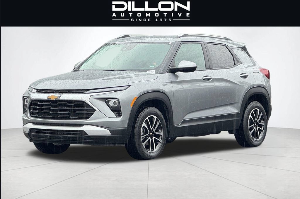 Used 2025 Chevrolet TrailBlazer LT AWD/4WD image 8