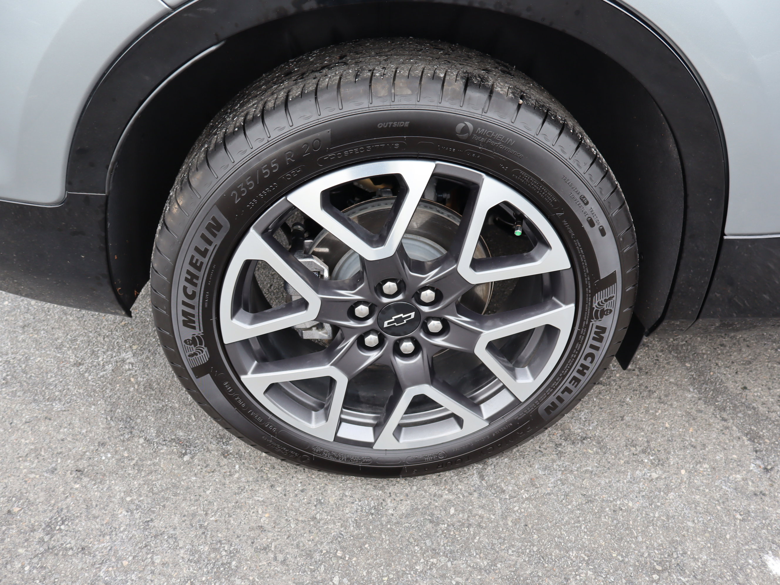 Certified 2025 Chevrolet Blazer RS w/ Driver Confidence II Package image 39