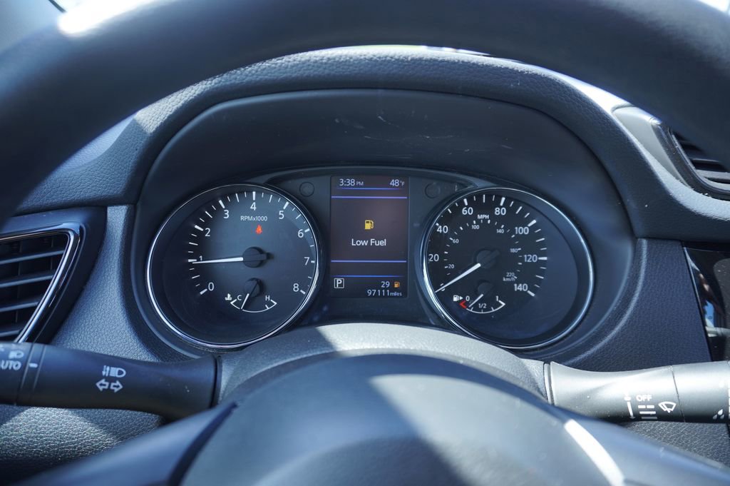 Used 2020 Nissan Rogue S AWD/4WD image 15