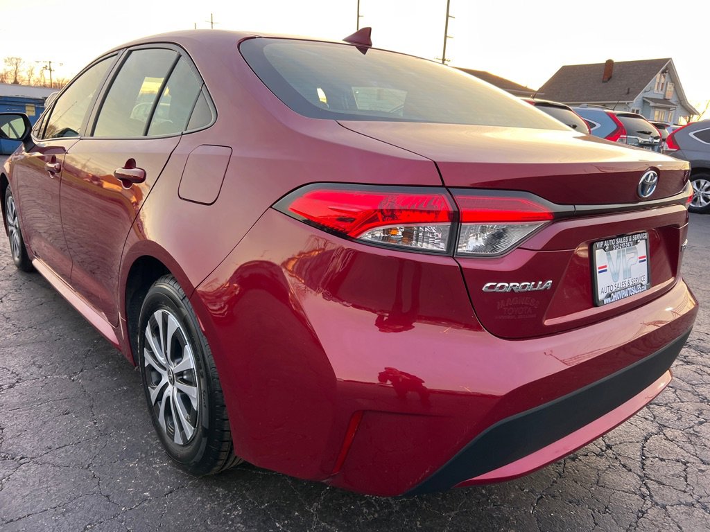 Used 2022 Toyota Corolla LE image 5