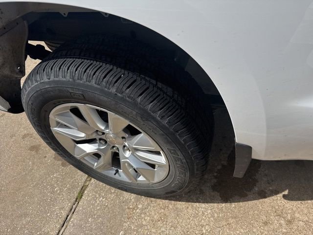 Used 2023 Chevrolet Silverado 1500 Custom image 5