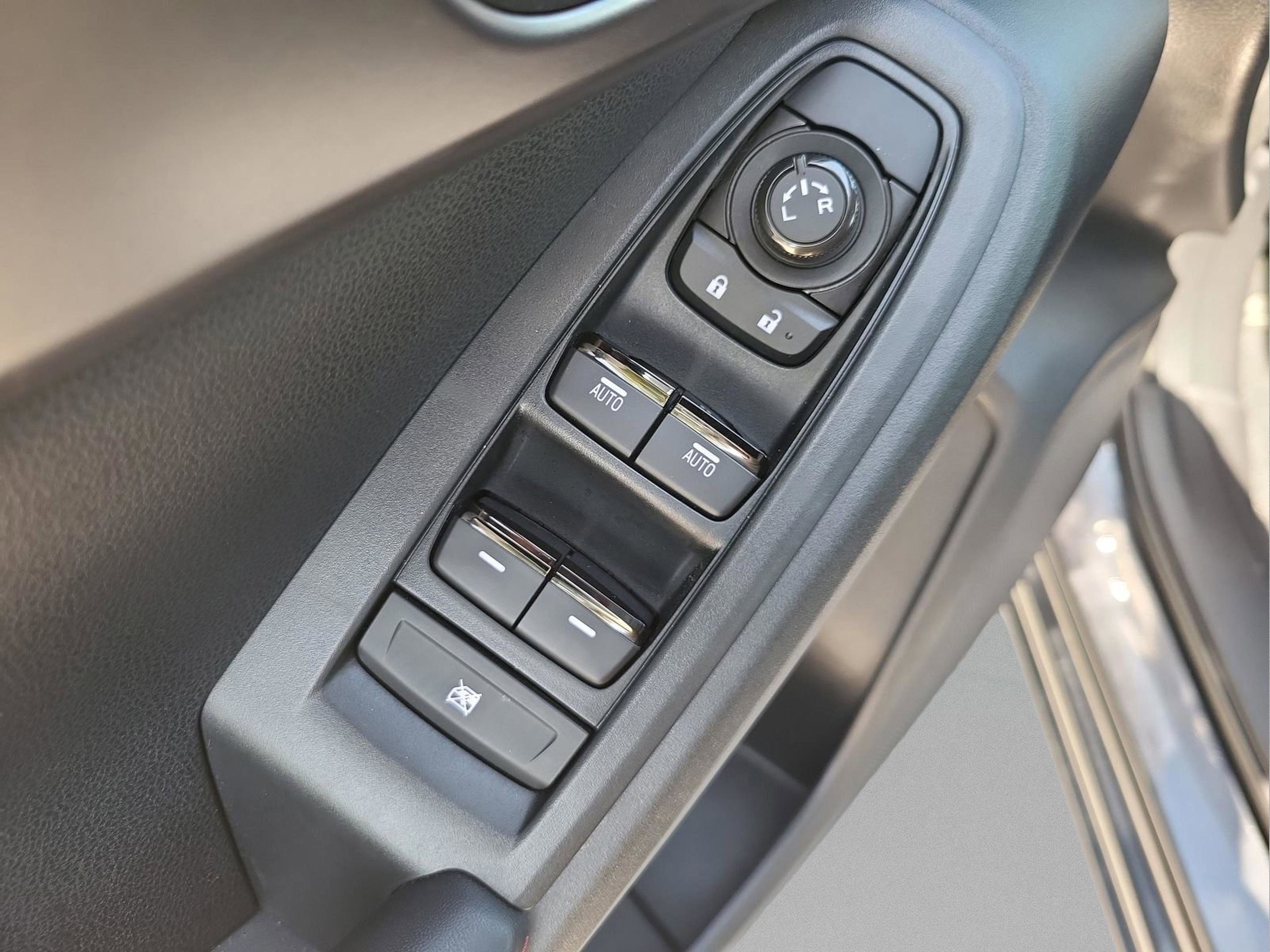 Used 2024 Subaru Impreza 2.0i Sport w/ Popular Package #1 image 16