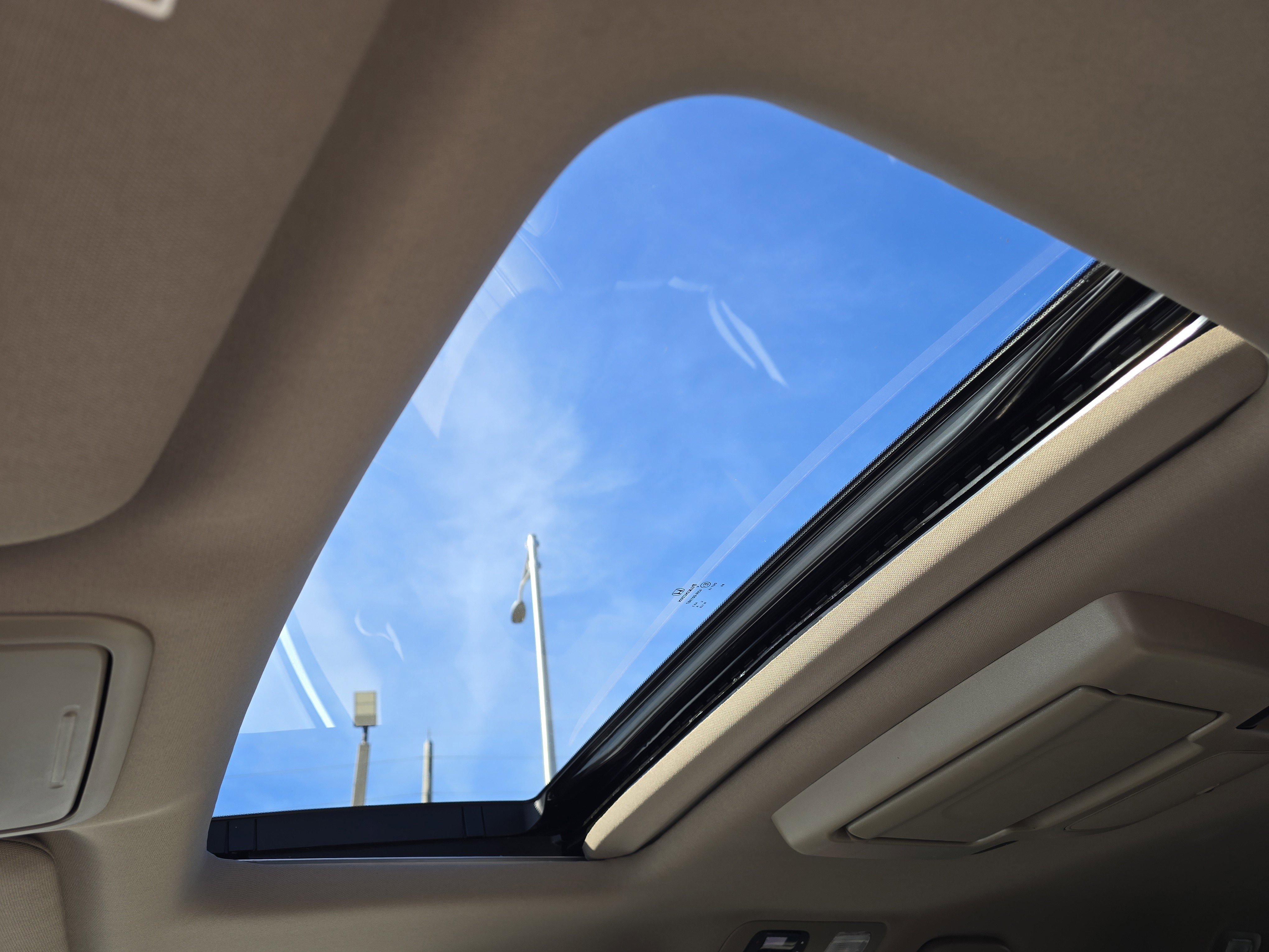 Used 2023 Honda Odyssey Elite image 34