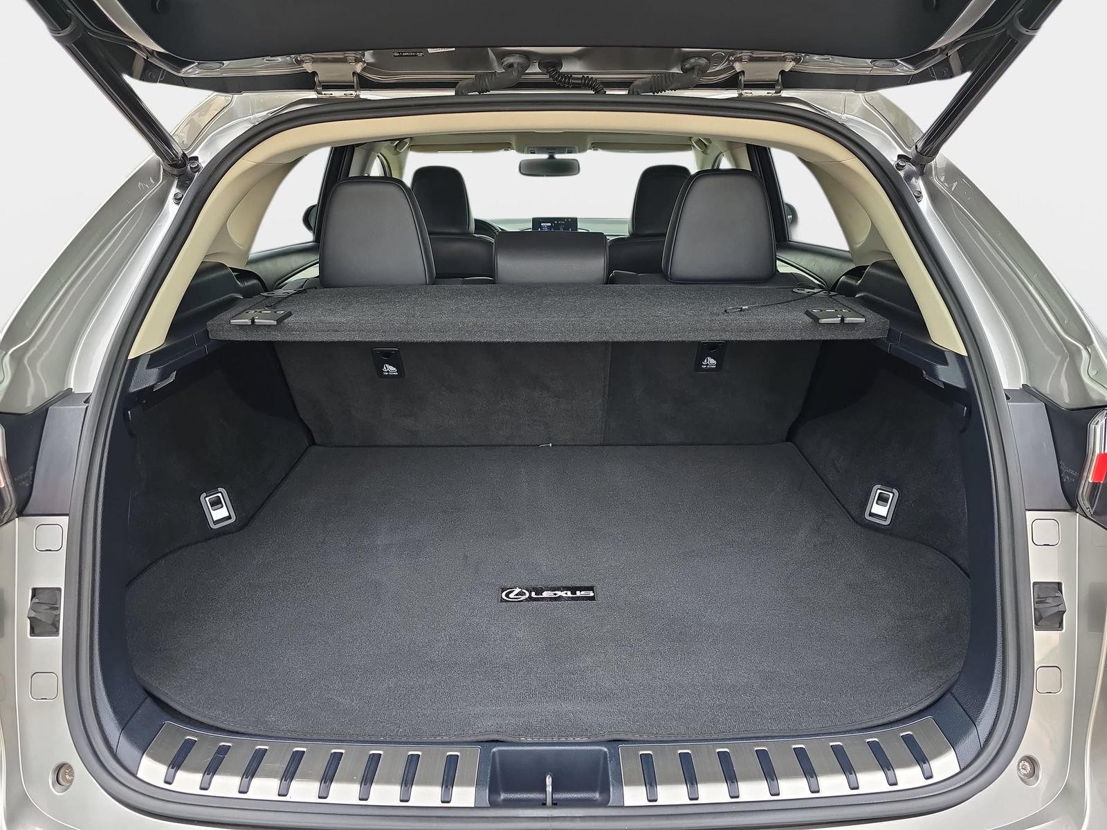Used 2017 Lexus NX 200t AWD w/ Premium Package image 14