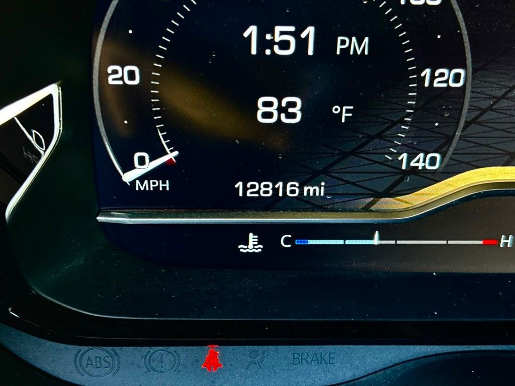 Used 2024 GMC Yukon XL Denali w/ Max Trailering Package image 15