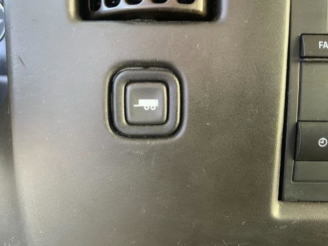 Used 2018 Chevrolet Express 3500 LT w/ LT Preferred Equipment Group RWD image 16