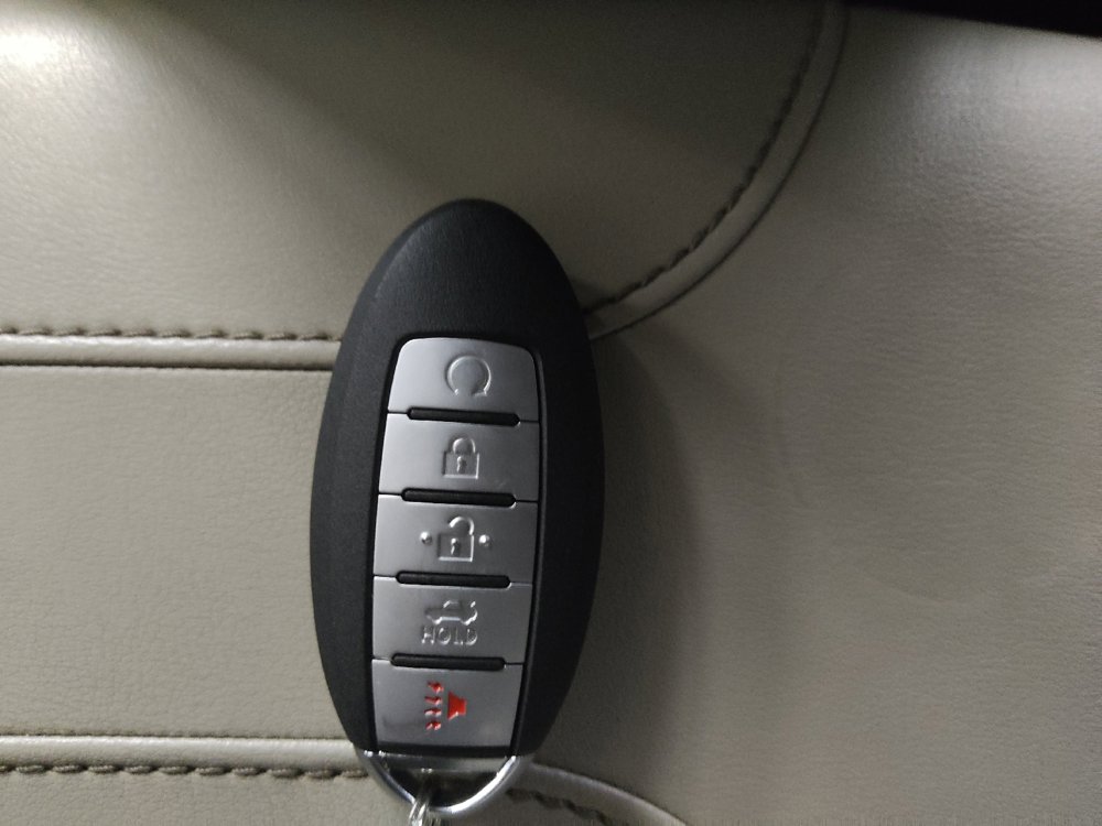 Used 2020 Nissan Rogue Sport SL FWD image 32