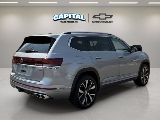 Used 2024 Volkswagen Atlas SEL Premium R-Line AWD/4WD image 5