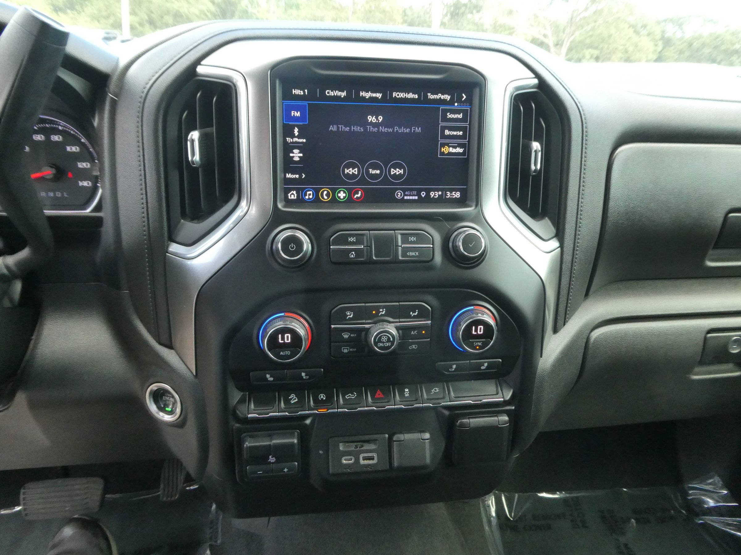 Used 2021 Chevrolet Silverado 1500 LT w/ All Star Edition Plus AWD/4WD image 20