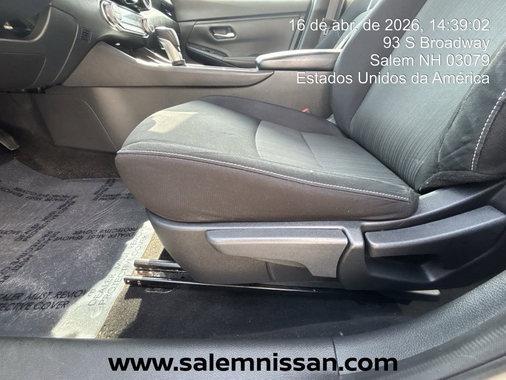 Used 2020 Nissan Sentra SV image 11