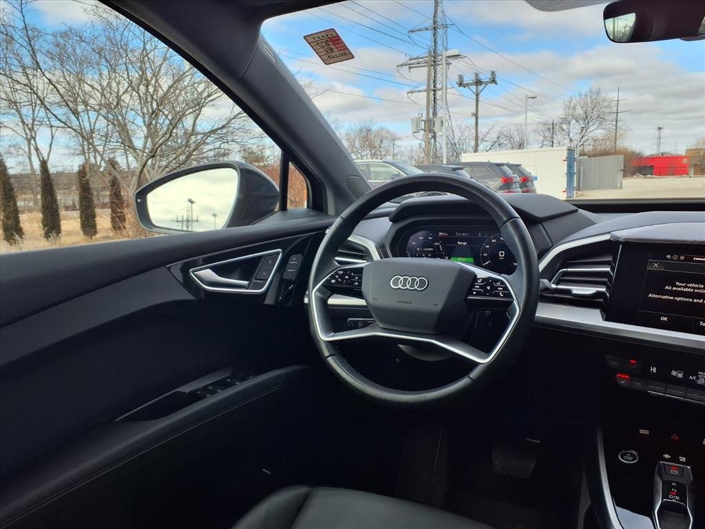 Used 2022 Audi Q4 e-tron Premium Plus w/ Premium Plus image 27
